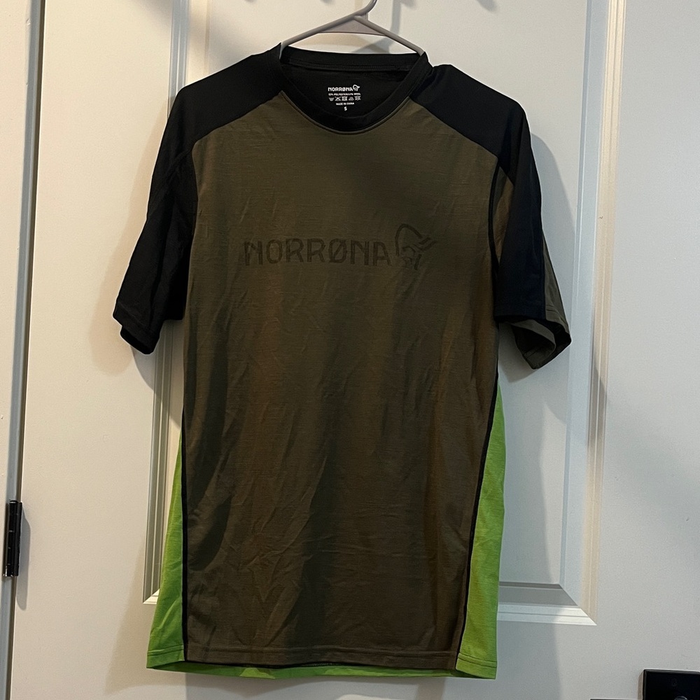 Men's Norrøna Equalizer Green and Black Shirt
